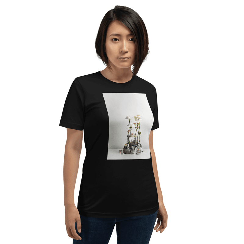 Exact black Botanical Elegance tee product reference